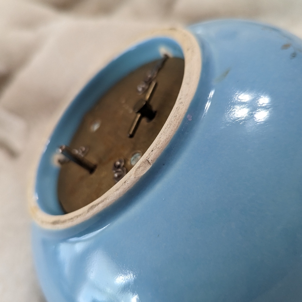 🎶🎶VTG 40's Porcelain Blue W Gold Floral Design "Tea For 2" Musical Teapot🎶🎶 - Picture 12 of 12